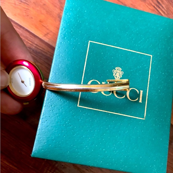 Authentic GUCCI bangle watch with bezels 💙🖤🤍💚🧡 - Picture 12 of 15